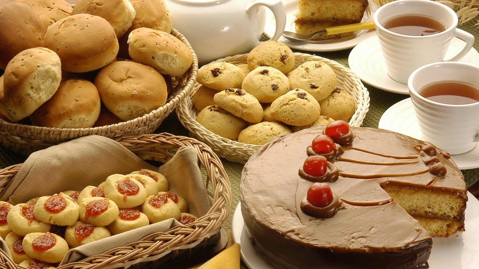 pastries, batch, sweet, cookies, pie, rolls, food, dessert, cake