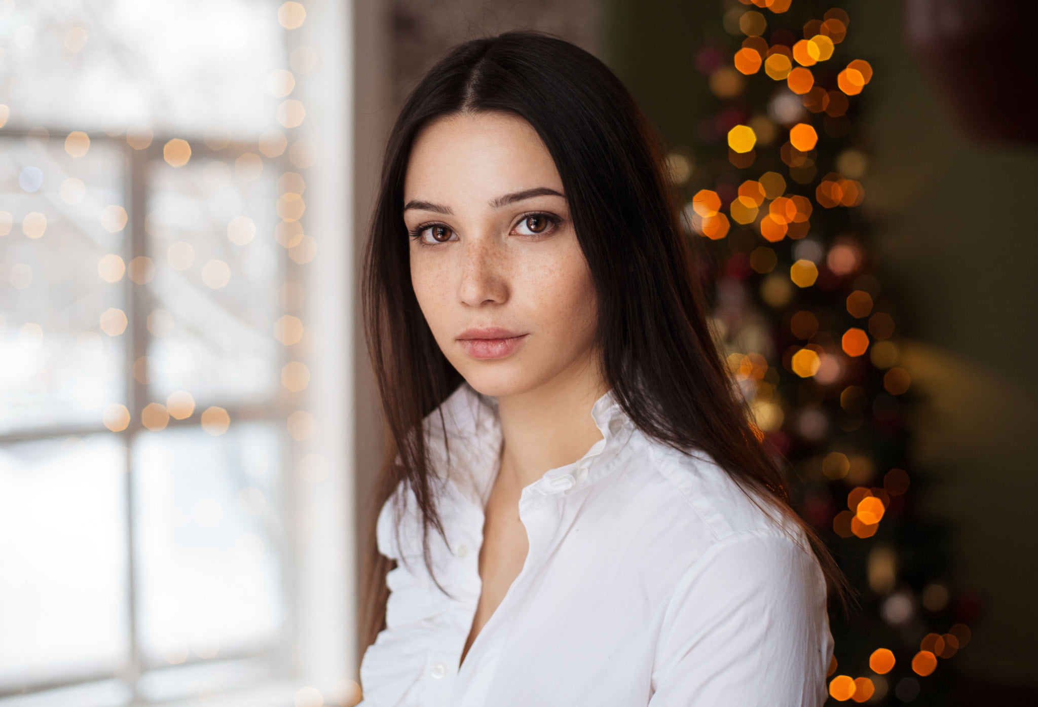 women, Maxim Maximov, portrait, freckles, Christmas, Mariya Volokh