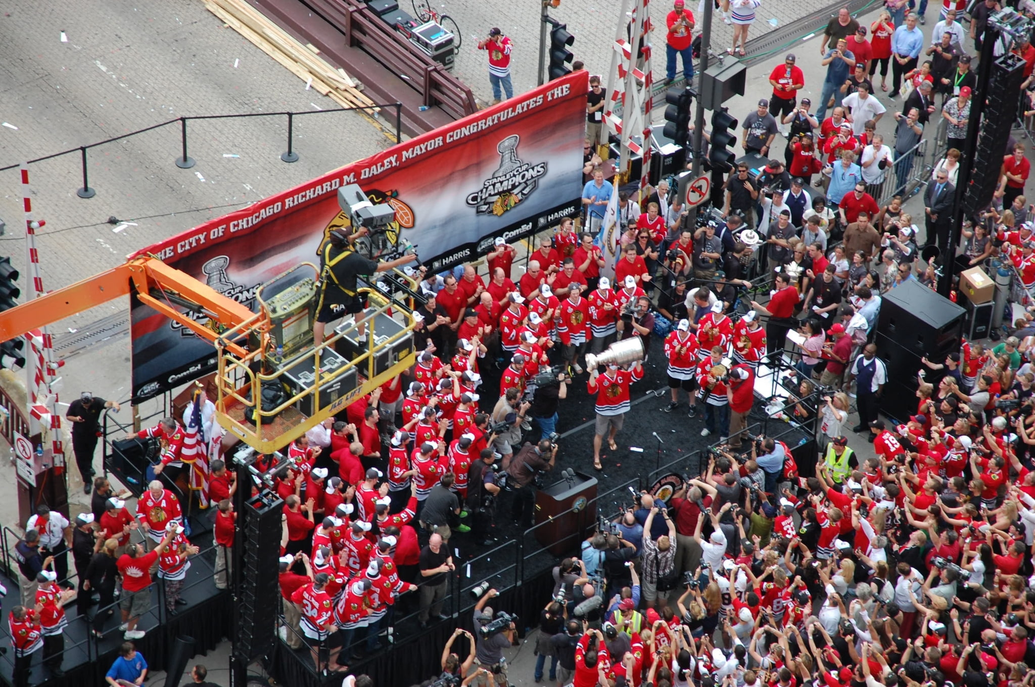 chicago blackhawks pictures for desktop, crowd, high angle view