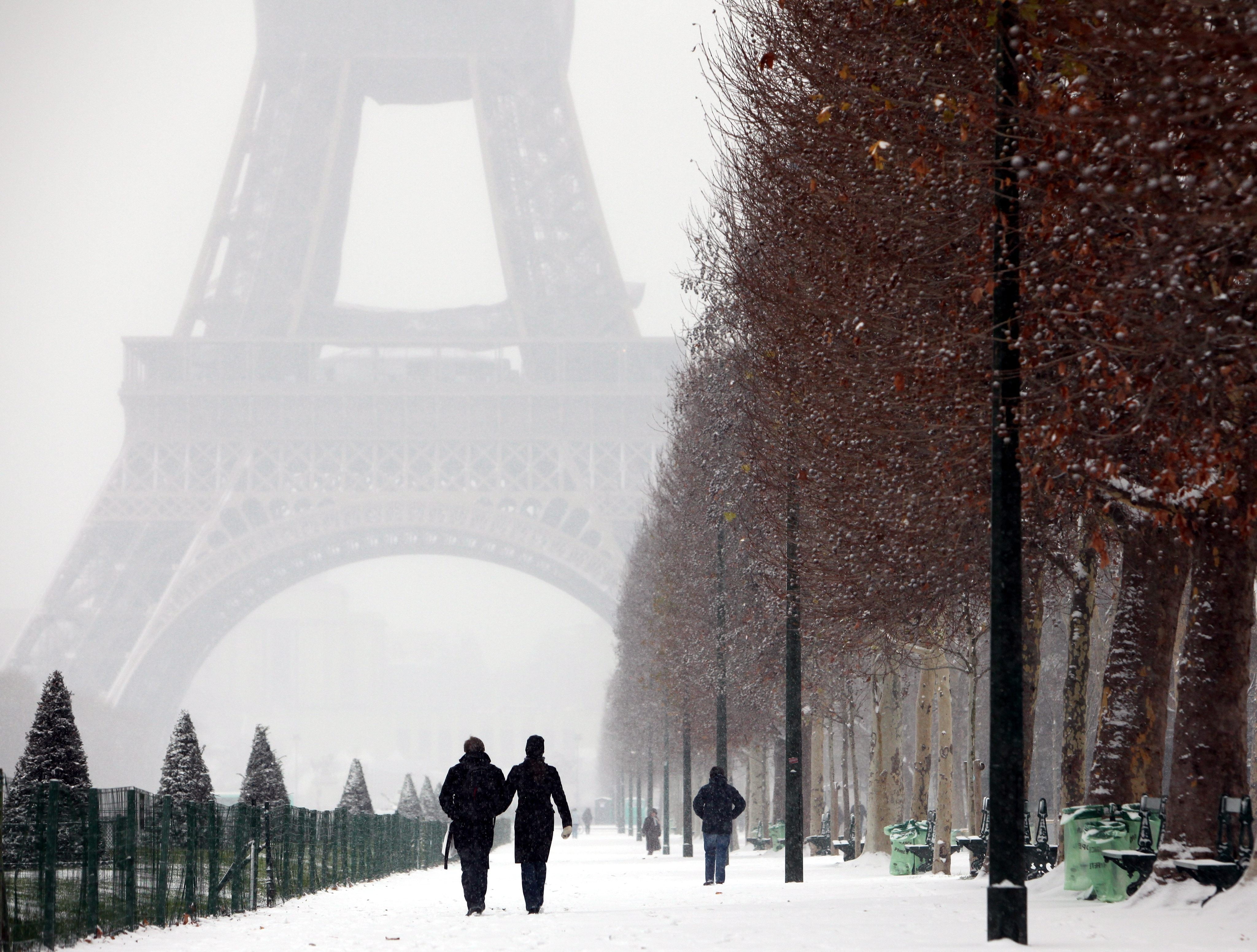 snow-covered field, Paris, From Paris with Love, winter, paris - France