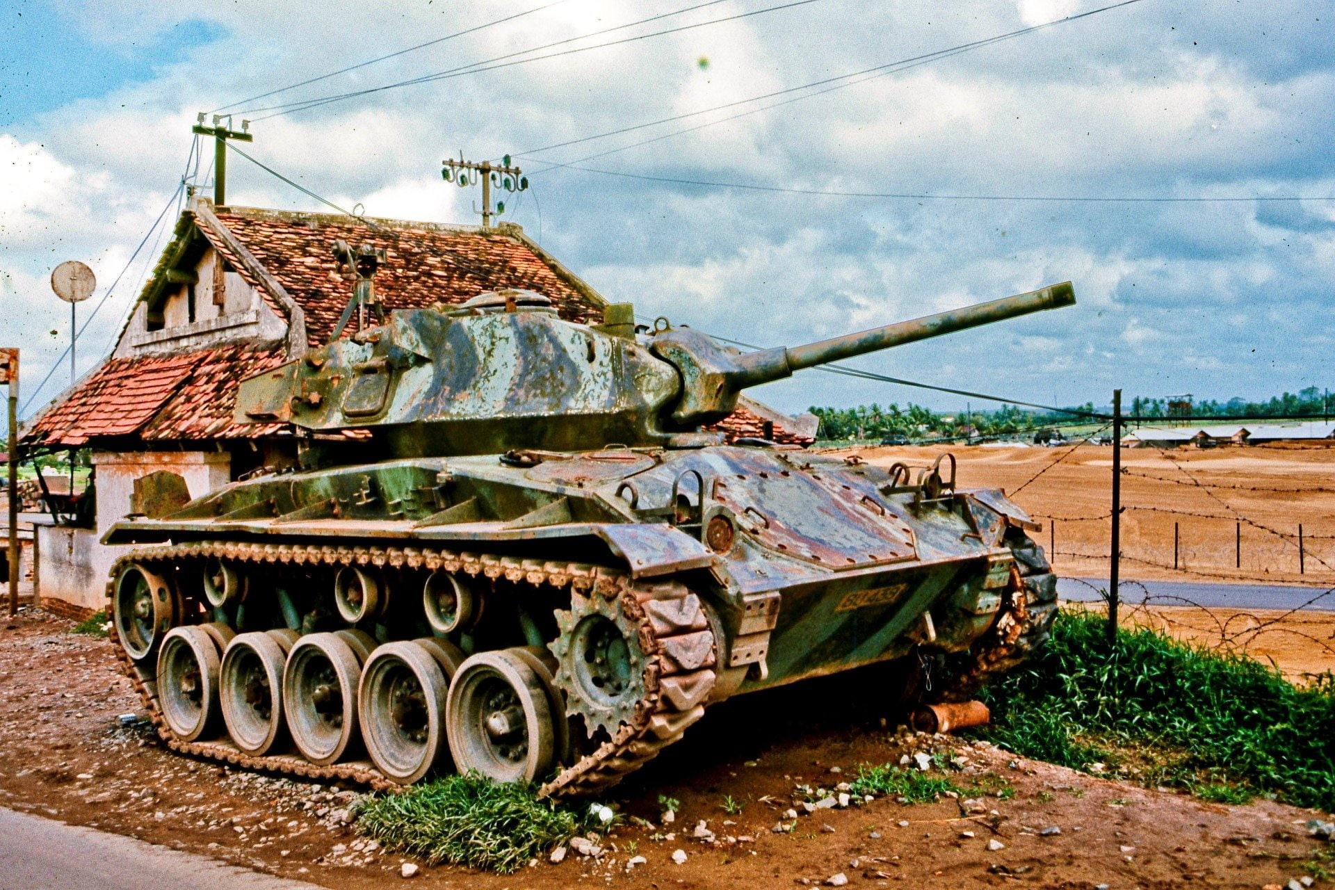 Wars, Vietnam War, M24 Chaffee