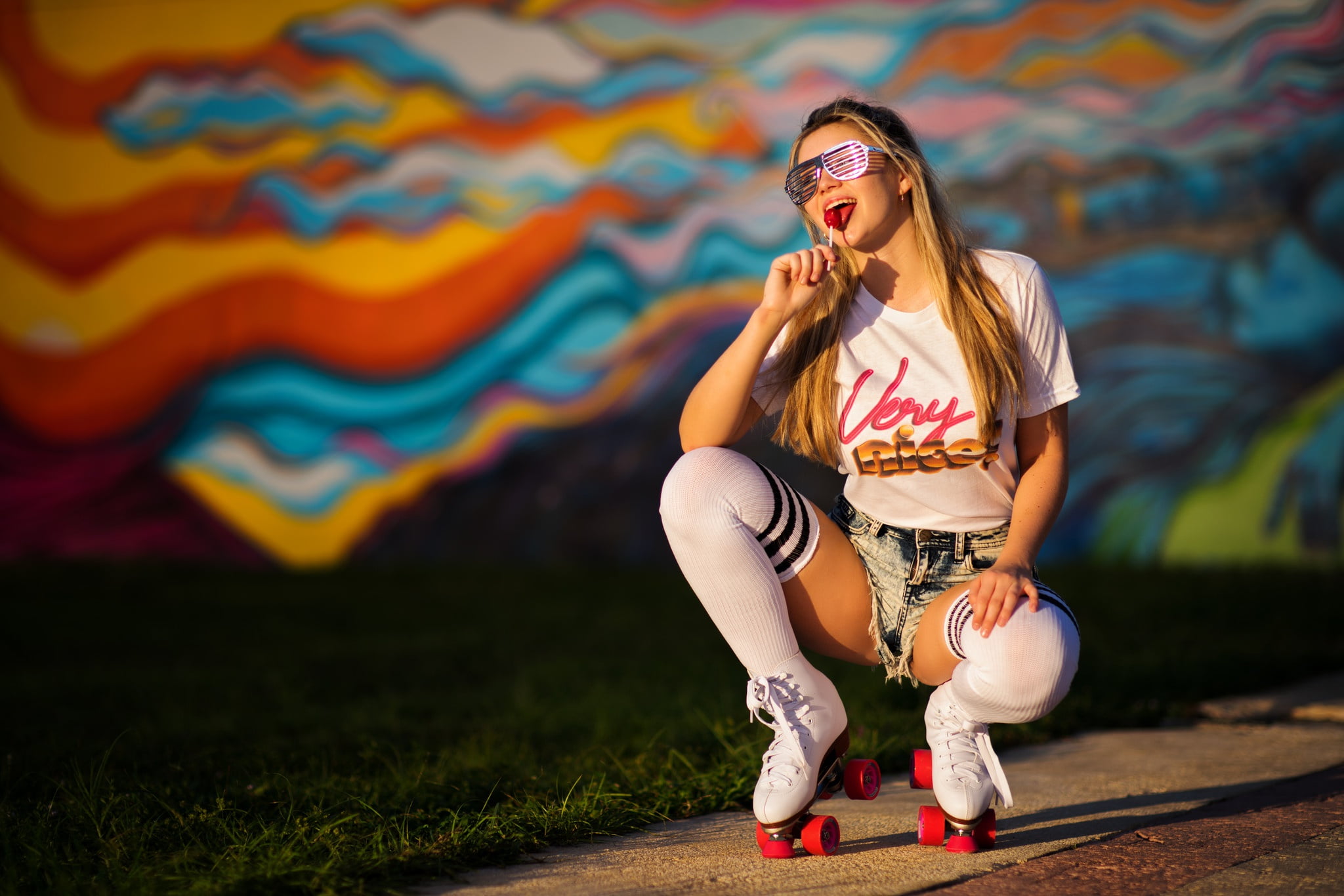 women's white-and-red roller skates, summer, girl, face, style