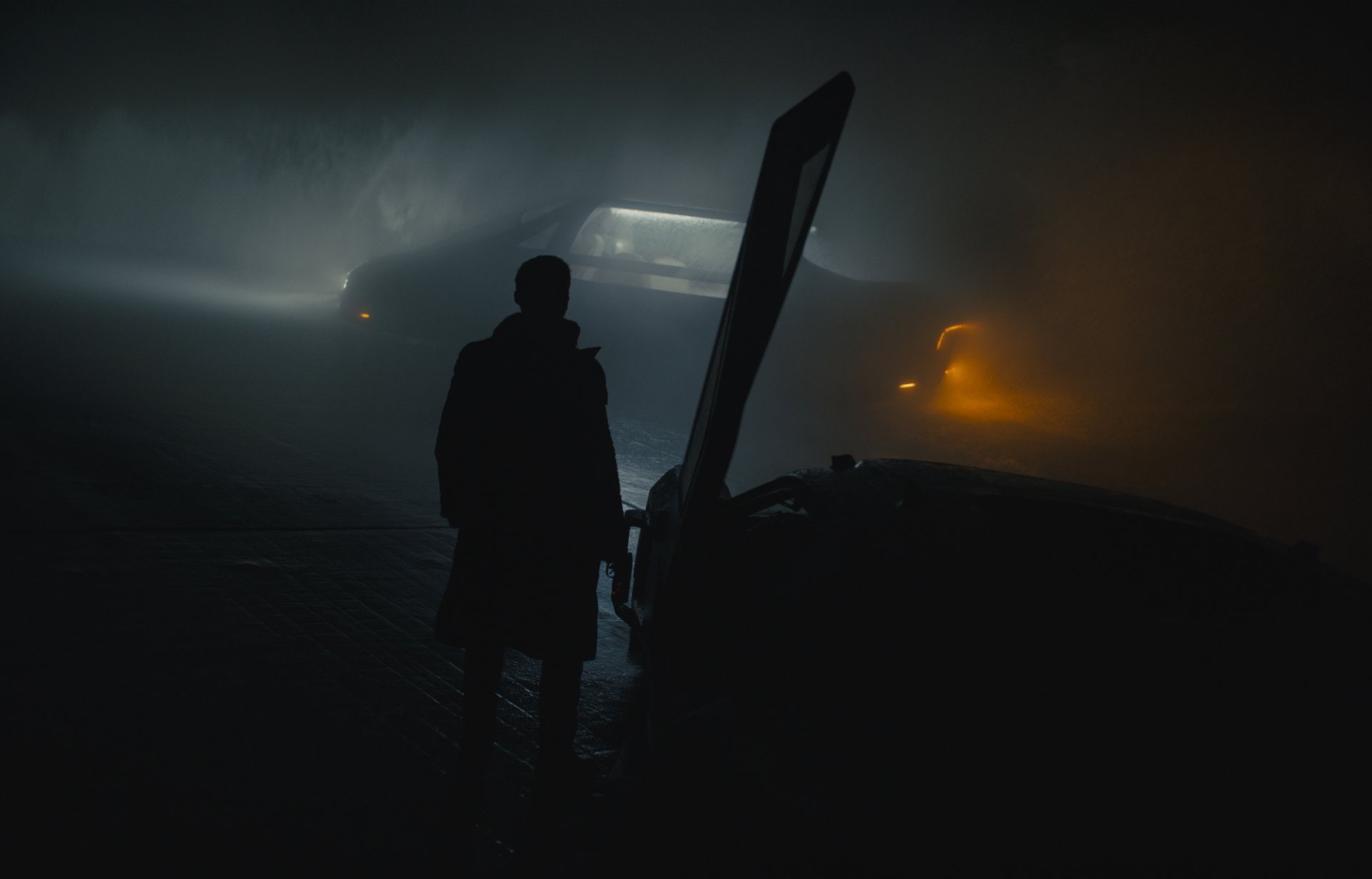 Movie, Blade Runner 2049, Ryan Gosling, standing, silhouette