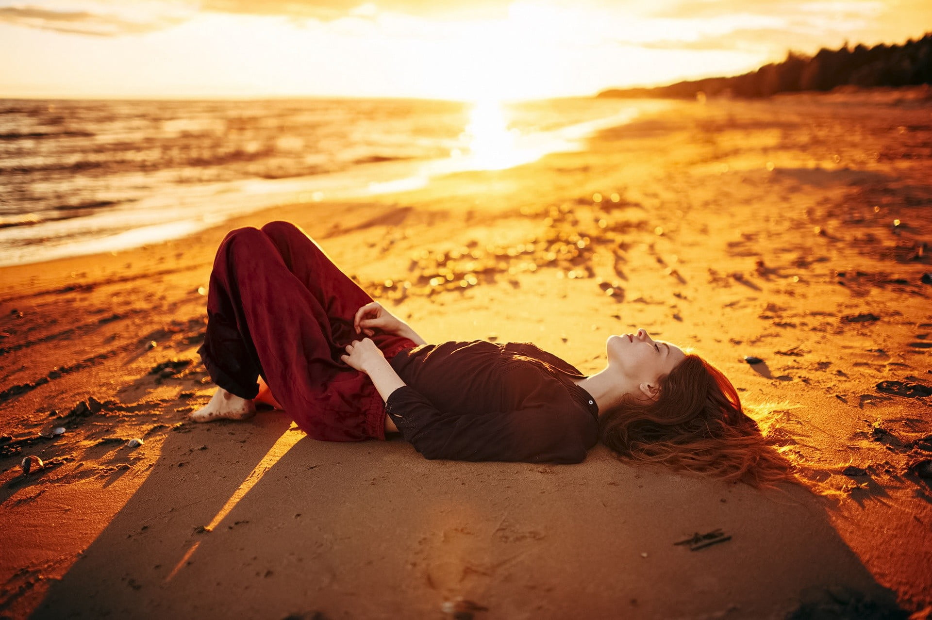 Marat Safin, women, model, long hair, redhead, beach, sunset