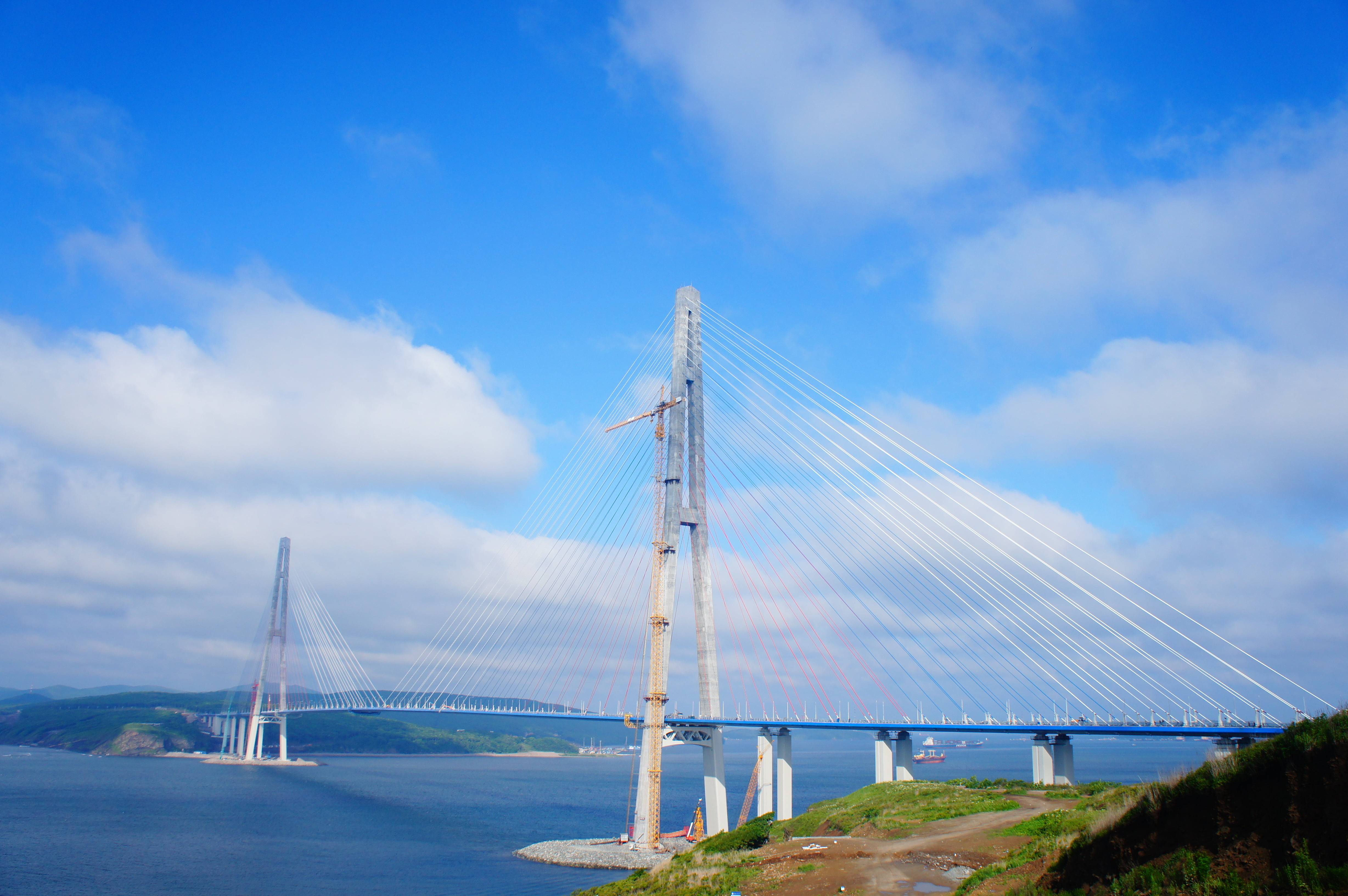 white and gray cable bridge, Vladivostok, ​​city, bridge - Man Made Structure