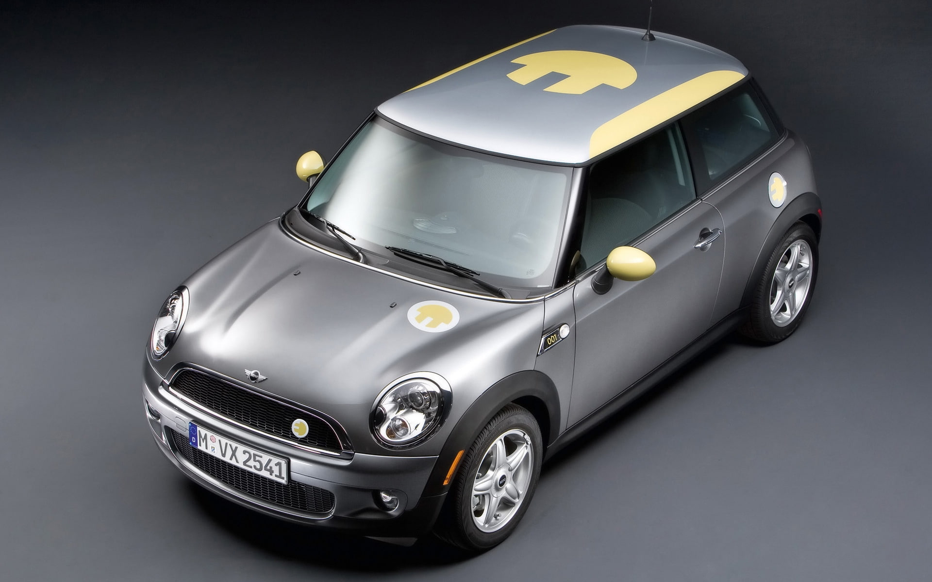 Mini E Front Angle