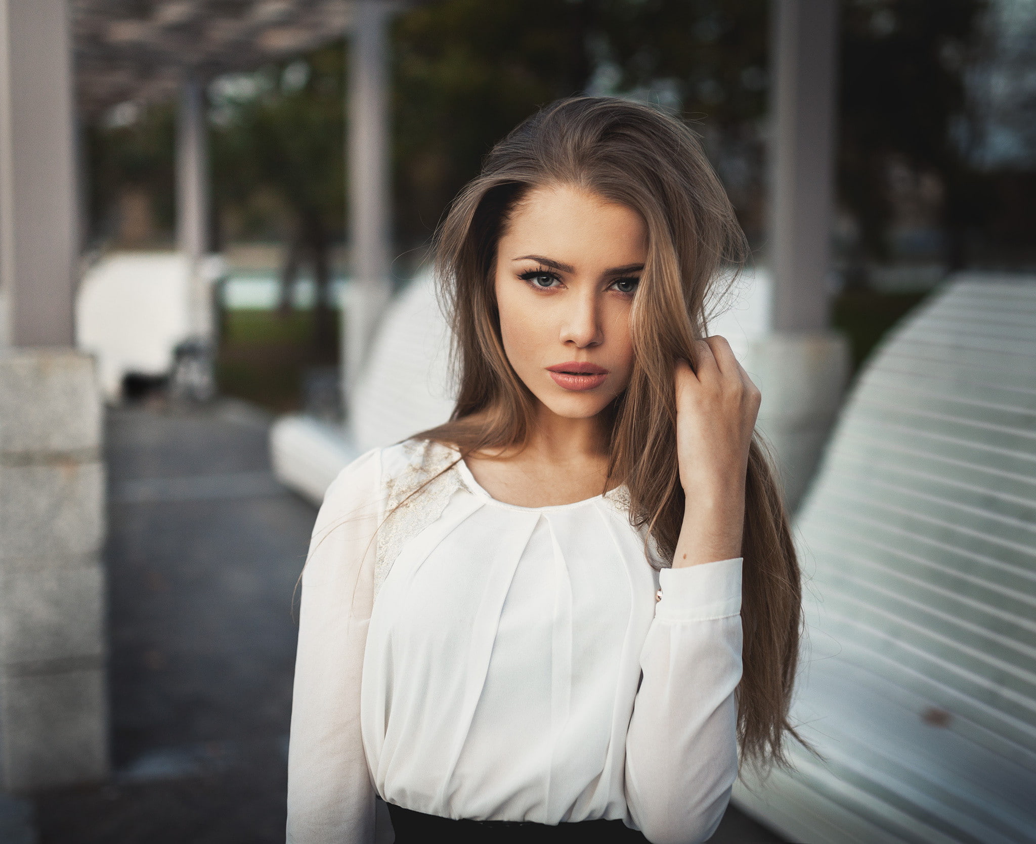 model, Alexandra Danilova, holding hair, women outdoors, gray eyes