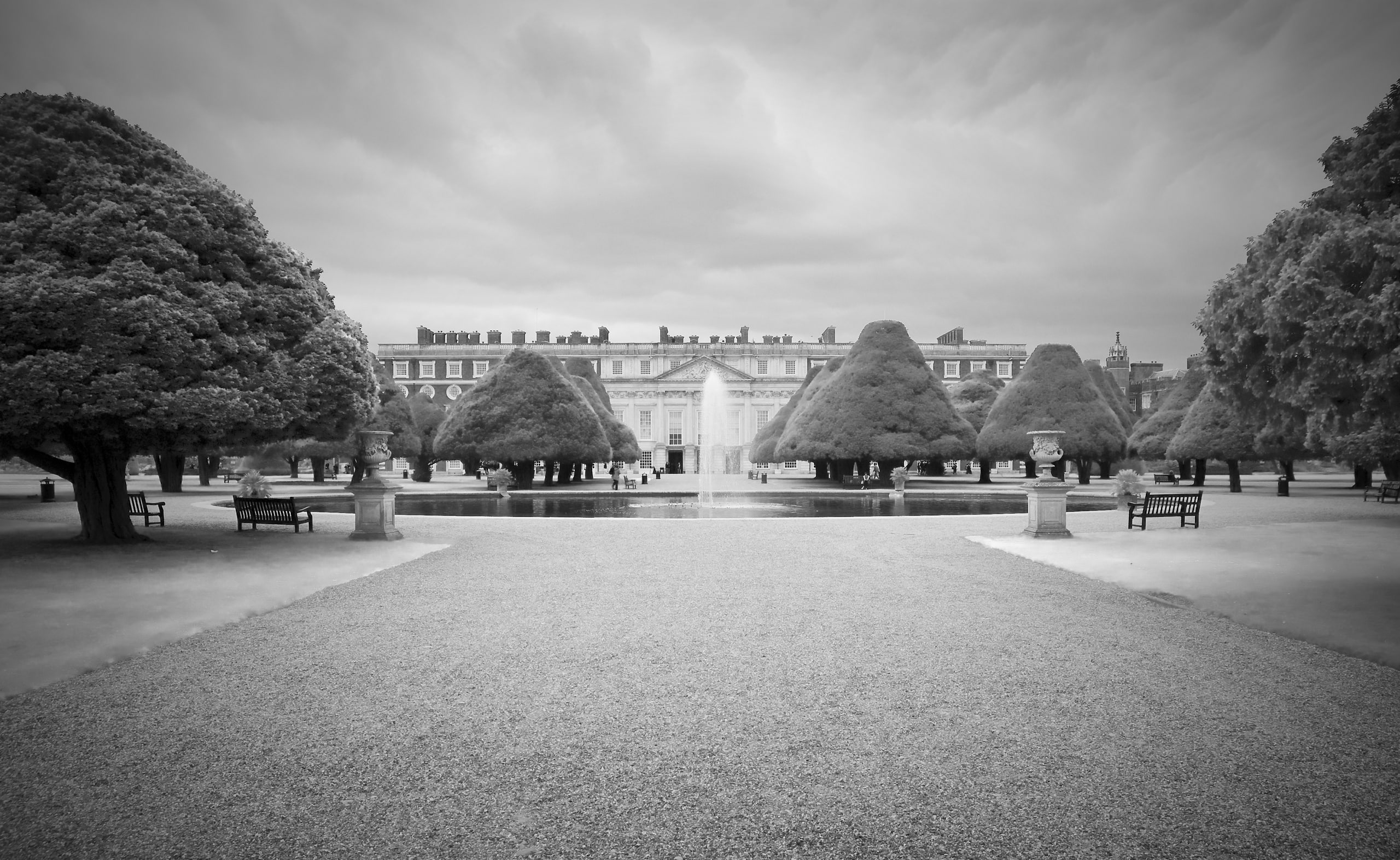 Hampton Court Palace Black And White, grayscale photography of castle with fountain