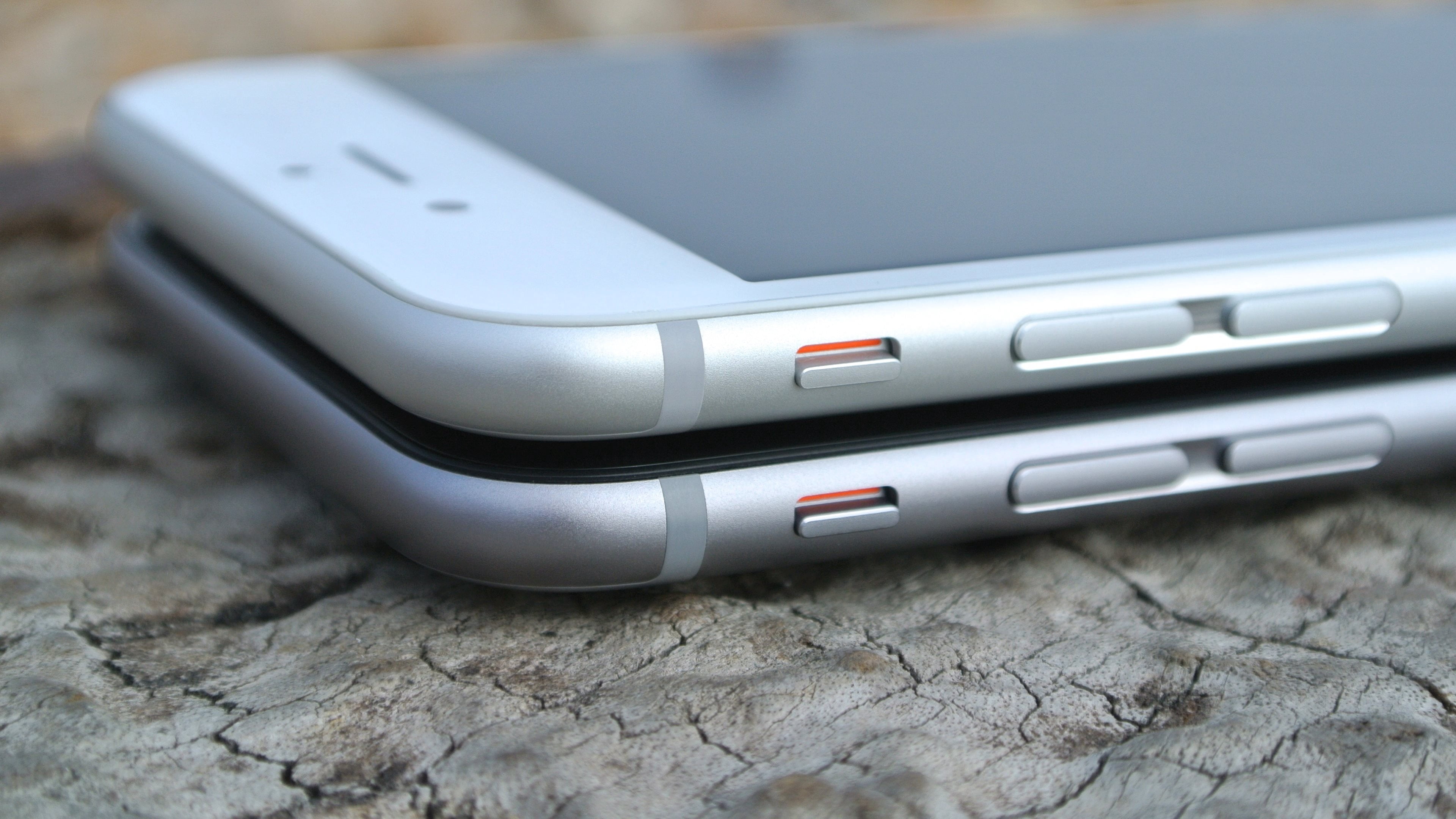 silver and space gray iPhone 6's, apple, hi-tech, 2014, technology