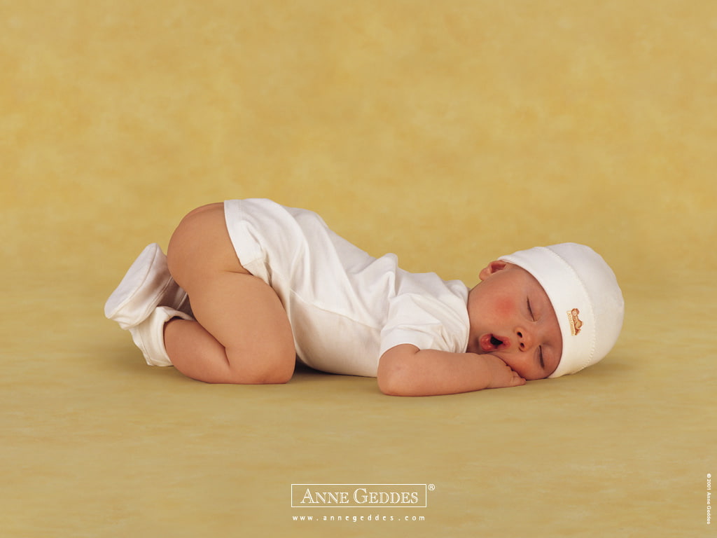 Lovely Sleeping Baby HD, baby's white shirt and hat, cute