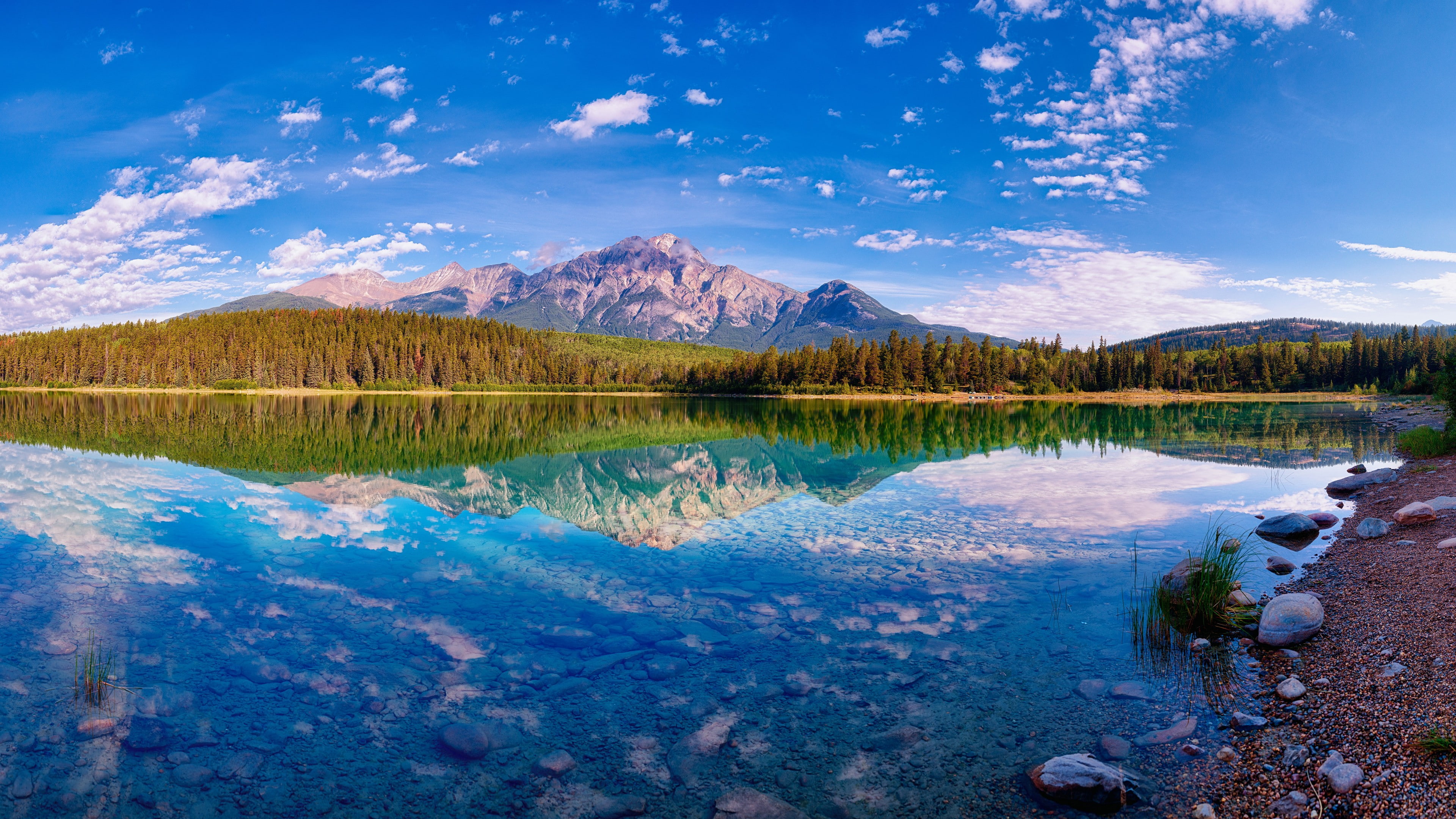pyramid lake, jasper national park, alberta, canada, blue sky