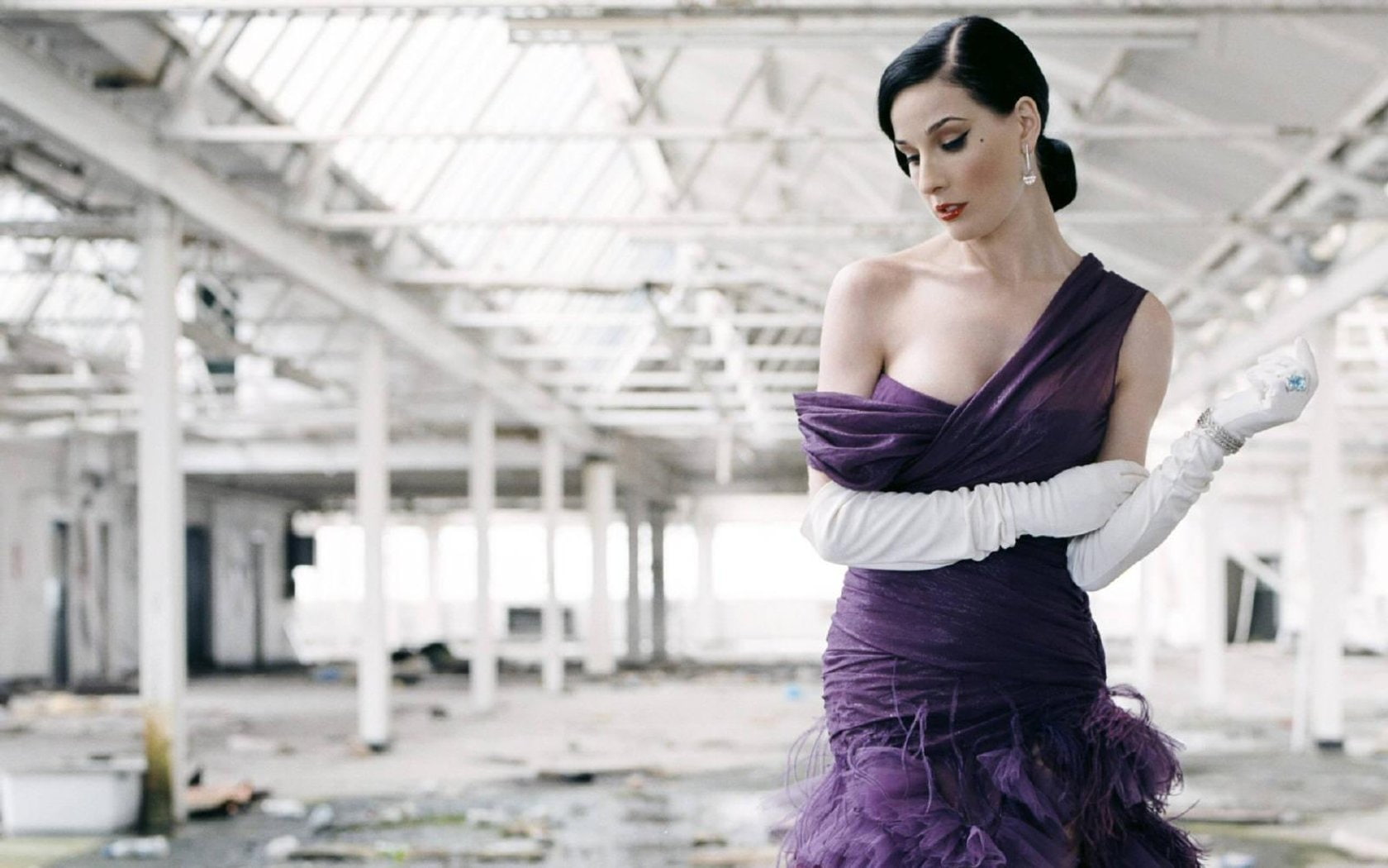 dita, teese, von