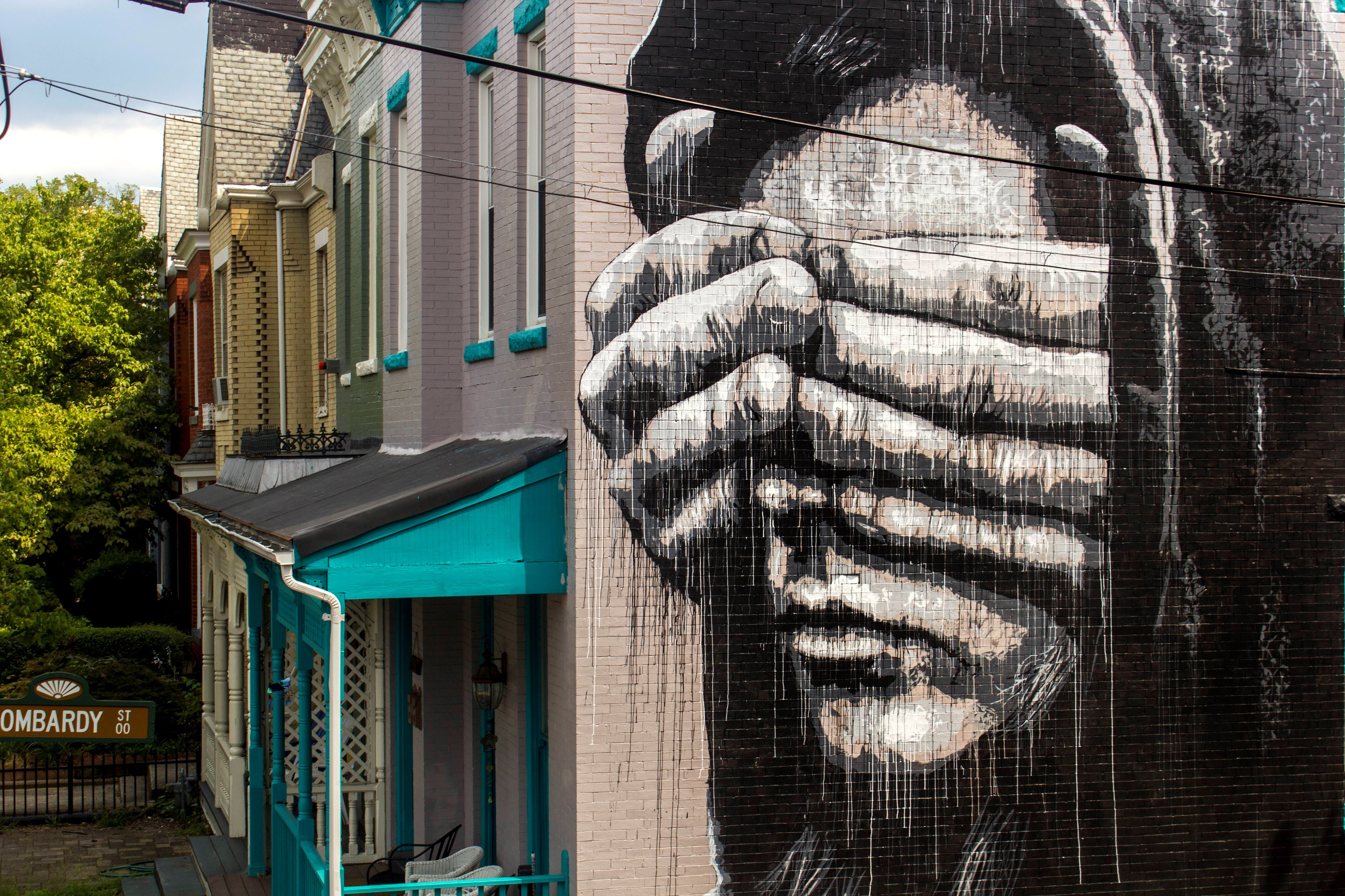 graffiti, building exterior, built structure, architecture