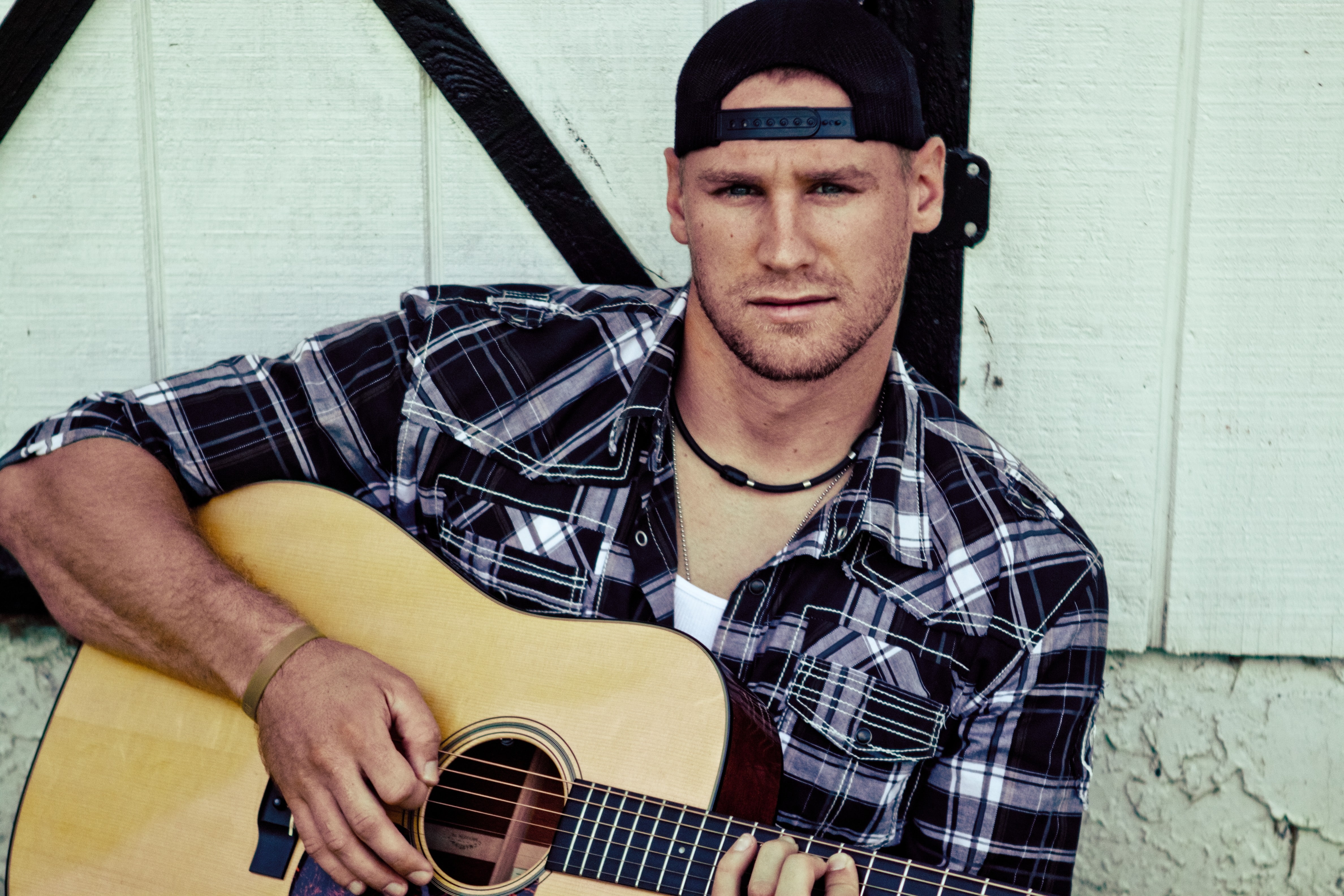 singer, Top music artist and bands, Chase Rice