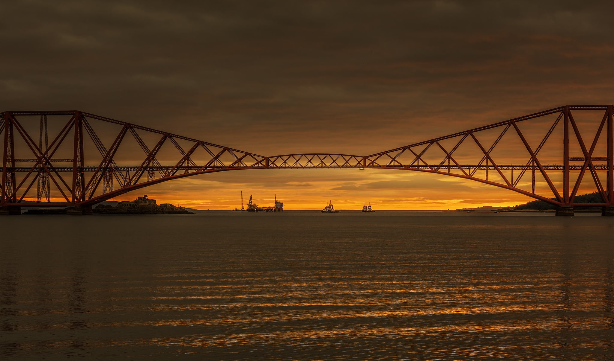Sunrise, Scotland, United Kingdom, South Queensferry, Forth Rail Road Bridge