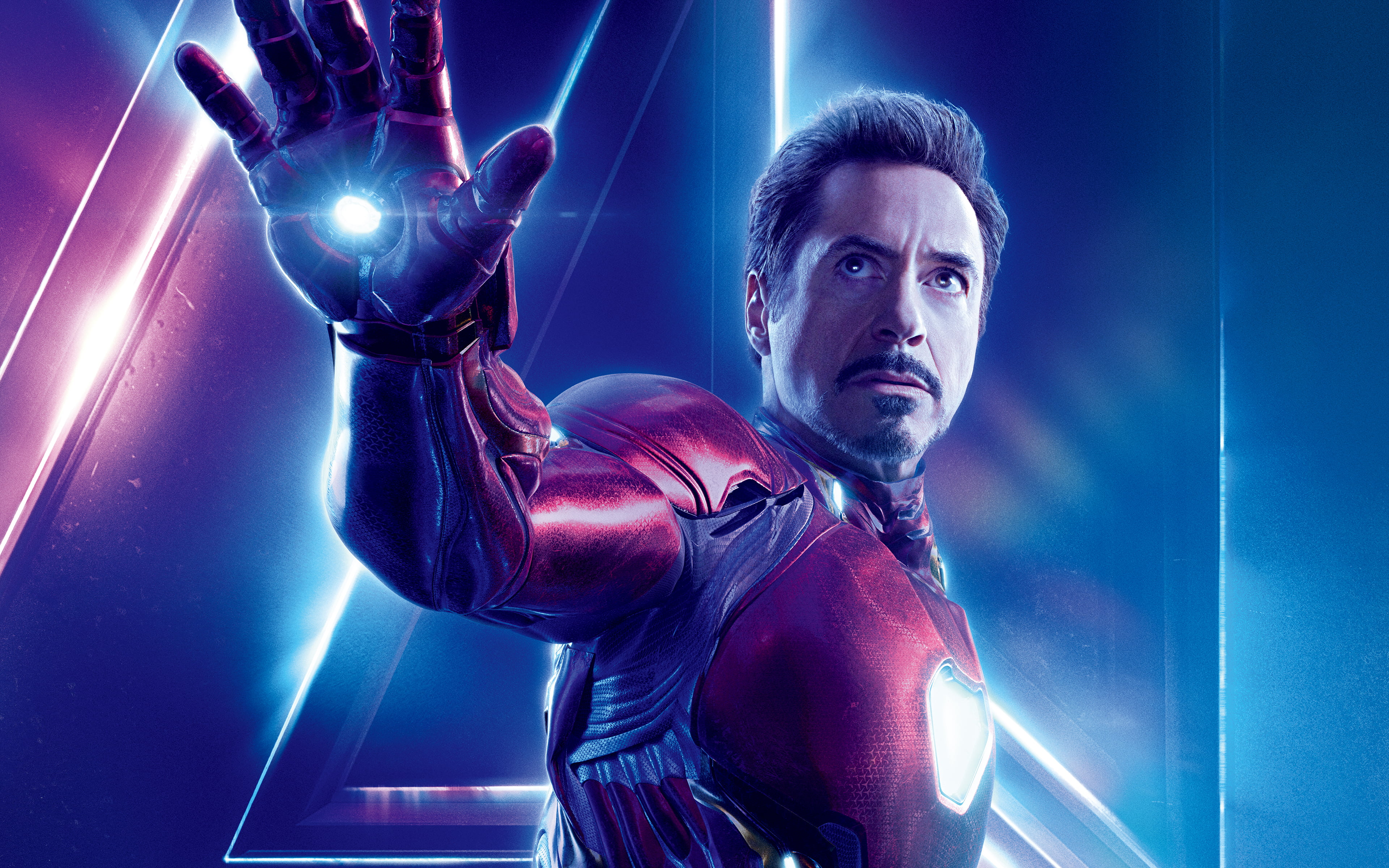 Tony Stark of Avengers, Avengers Infinity War, Iron Man, Robert Downey Jr.
