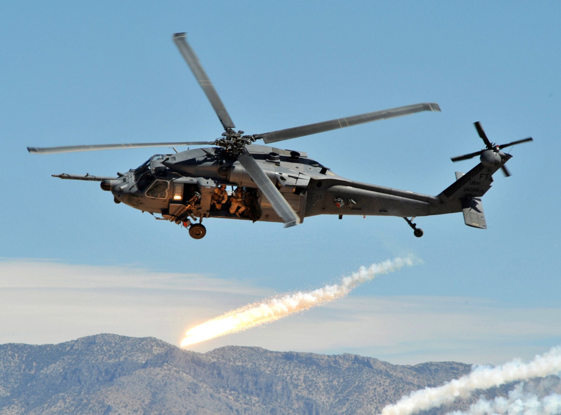 Military Helicopters, Sikorsky HH-60 Pave Hawk